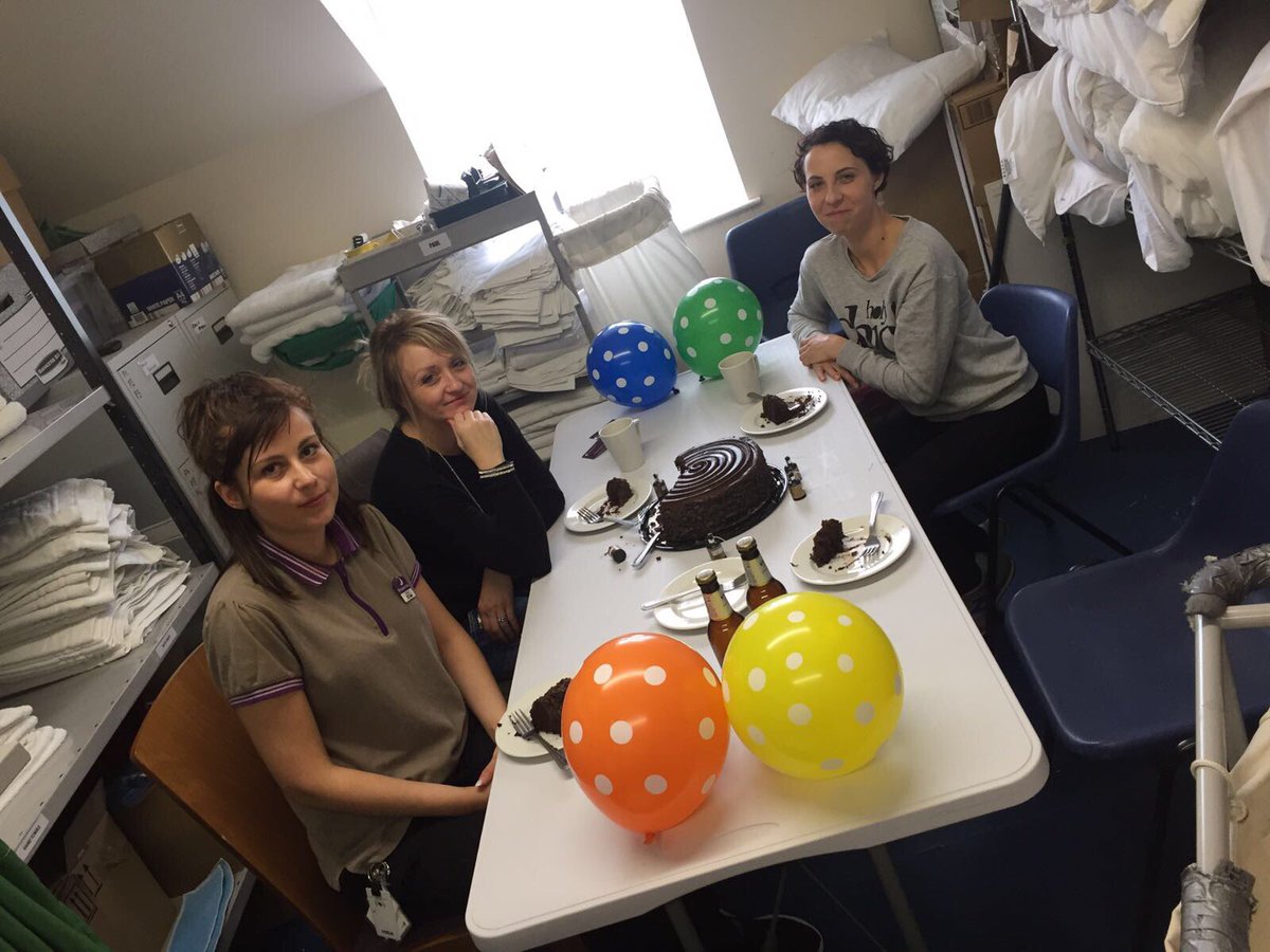 #Housekeepingappreciationweek start it off with a cuppa and cake for our hardworking HK team! <a href="/CatherineSmi2/">Catherine smith</a> <a href="/AndyFr4ncis/">AndyFr4ncis</a> <a href="/NorthScotlandPI/">North Scotland Area</a>