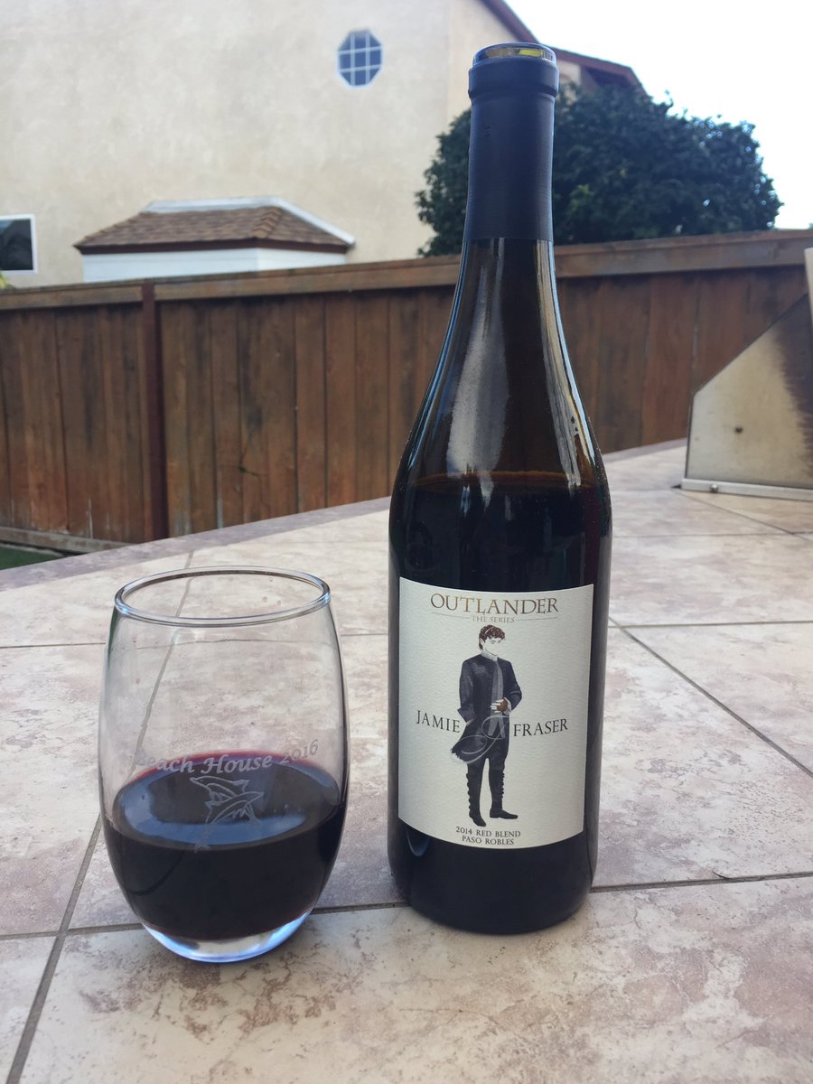 bbrowerrn's tweet image. Here's to the end of droughtlander! @SamHeughan @Writer_DG @caitrionambalfe