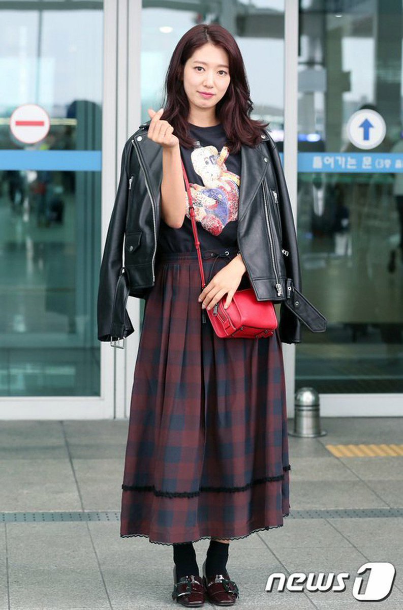 Uzivatel 韓流ツイッター Na Twitteru 女優パク シネ ファッションウィーク参加のためニューヨークへ出国 パク シネ のまとめlive T Co Ecckxlohfr
