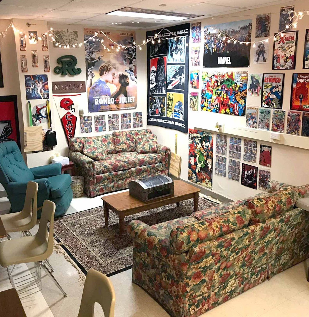 LauraGilchrist4's tweet photo. HIGH SCHOOL teachers share their #flexibleseating journeys & stories of student impact. https://t.co/CcTodIhSxl #kcedu #elevatingedu https://t.co/sKHjCvrhc3
