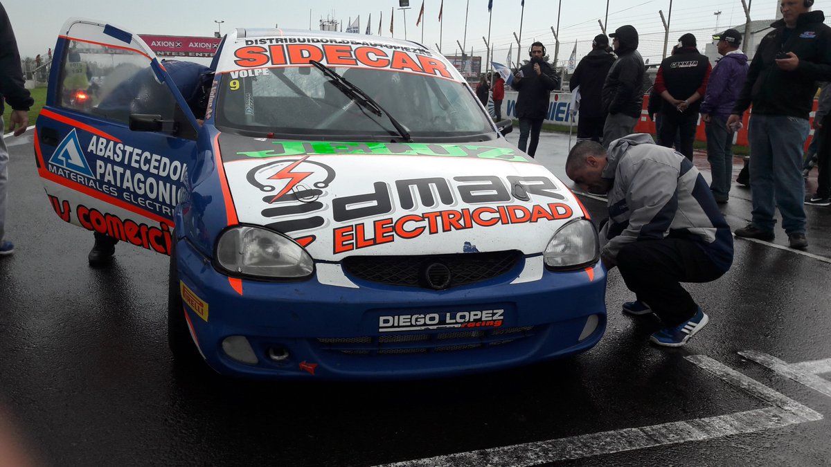 #TurismoPista El premio de seguir luchando <a href="/joaquinvolpe/">Joaquin Volpe</a>  facebook.com/photo.php?fbid…