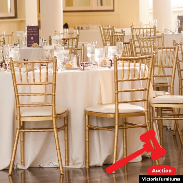 How much would you pay for this events chair? Place your bid here victoriafurnitures.com/product/banque… #VictoriaFurnitures