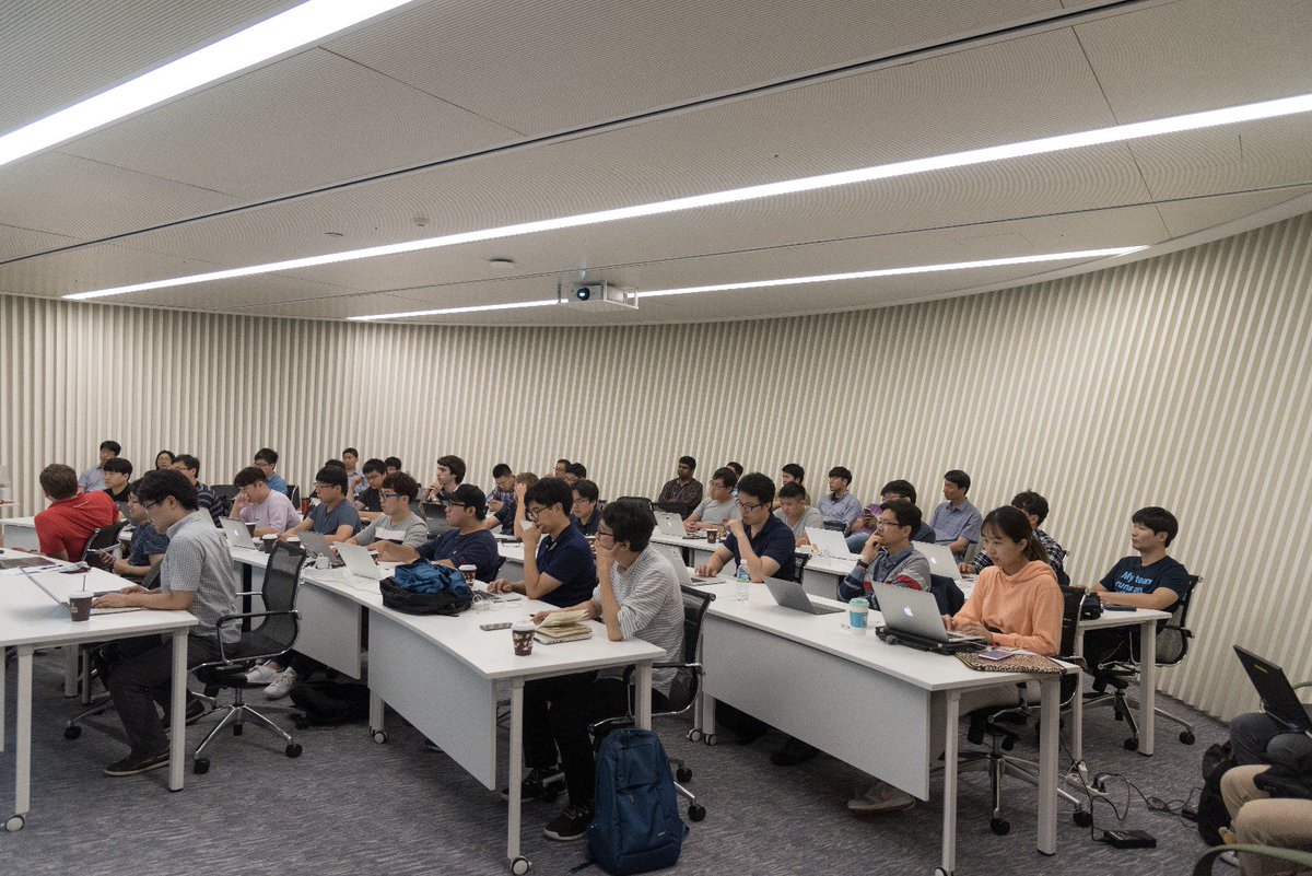 There's a great group of community members at today's P4 Brigade meetup learning from <a href="/Andre_Campa/">Andrea Campanella</a> <a href="/carmelo_cascone/">Carmelo Cascone</a> and Jian Li