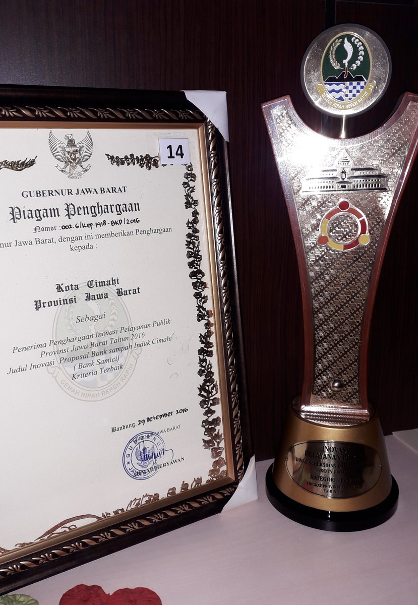 Samici meraih penghargaan Inovasi Pelayanan Publik dari Provinsi Jawa Barat Senin, 18 September 2017. Terimakasih atas dukungan masyarakat 😀