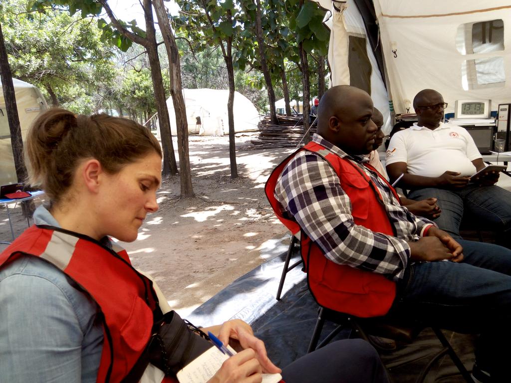 singhzsz's tweet photo. @UgandaRedCross creative group thinking &amp; discussion about  planning interventions which bring children together from different ethic groups https://t.co/W9jJTe935P