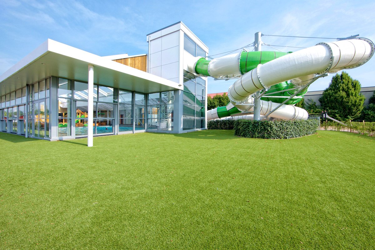 BrightBuildings's tweet image. Bedankt @LimburgEconomy voor het inspirerende artikel in de #LEDMonday over ons nieuwste #zwem project: bit.ly/2xKlkmA