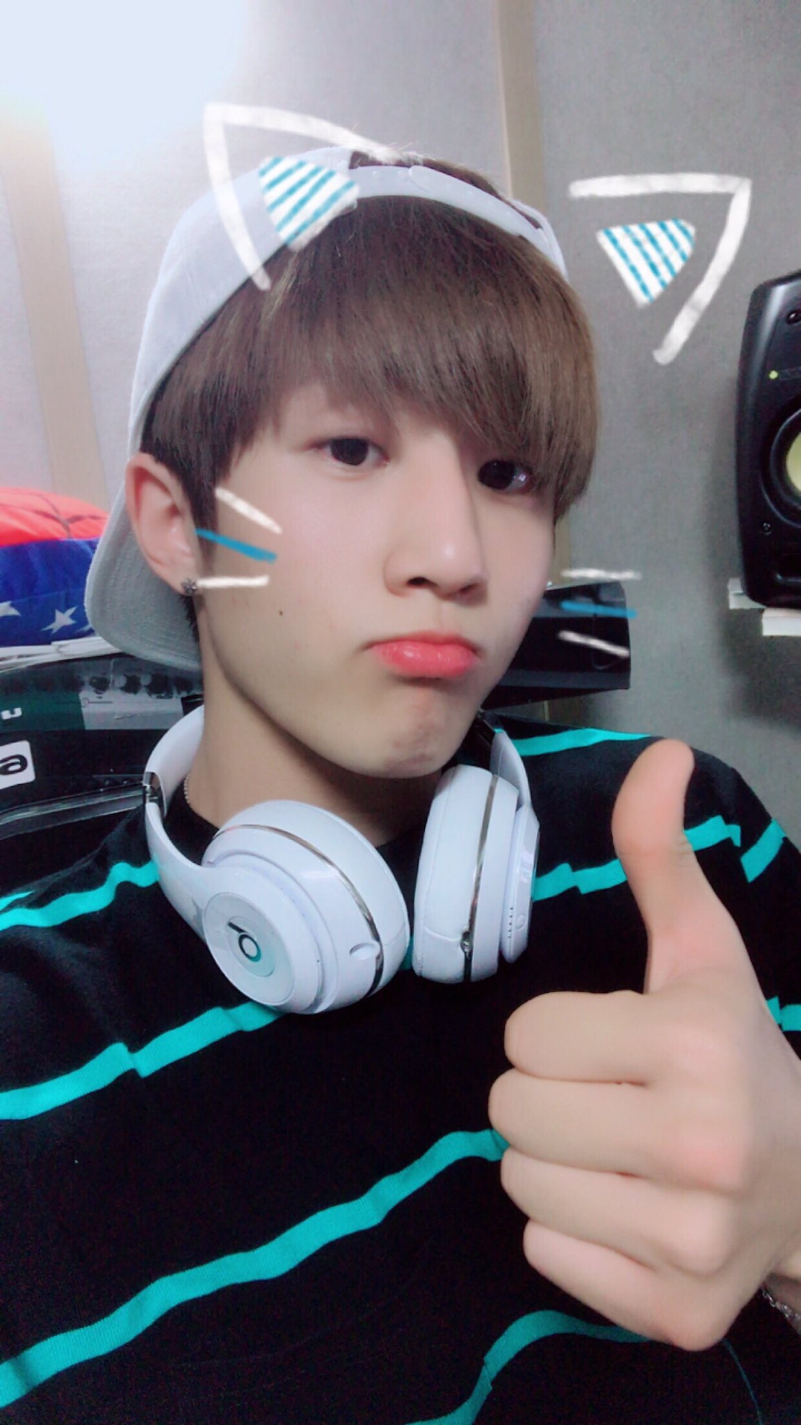 DJ_gSOGUIAAABMe.jpg:orig