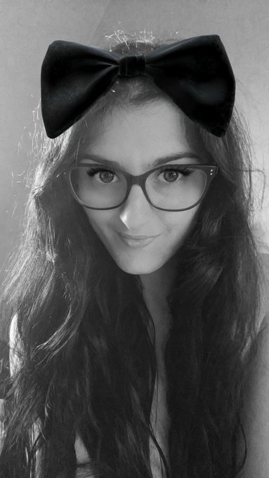 Bonne semaine les loulous pour moi retour au taff 😭 https://t.co/MFgKAh6Twi<a href="/tag/boobies"class="tags"><span>#boobies</span></a><a href="/tag/piercing"class="tags"><span>#piercing</span></a><a href="/tag/tittytuesday"class="tags"><span>#tittytuesday</span></a><a href="/tag/boobs"class="tags"><span>#boobs</span></a><a href="/tag/tits"class="tags"><span>#tits</span></a>