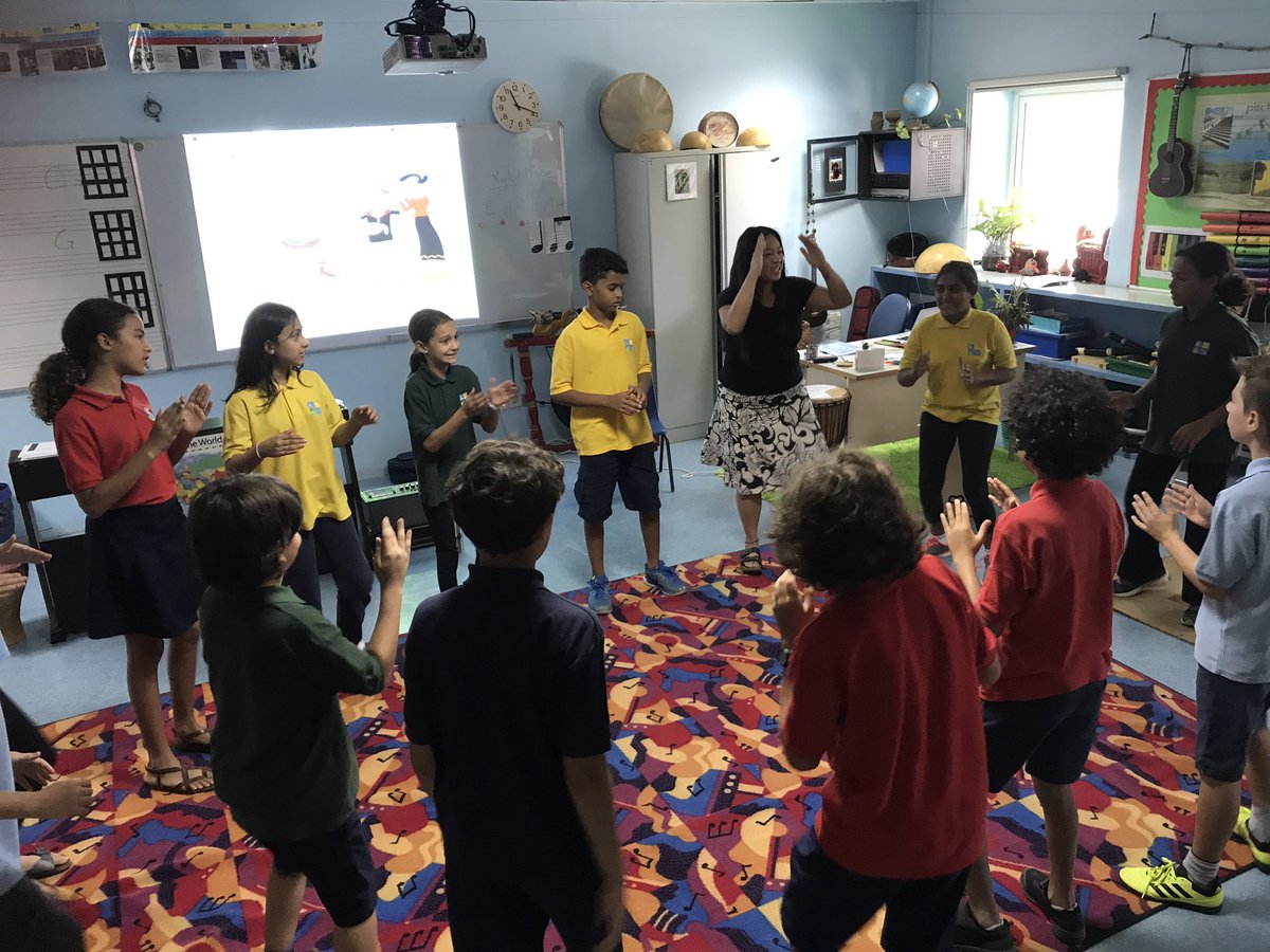 KICSprimary's tweet image. #kicslearns @KICSYear6 music warm up