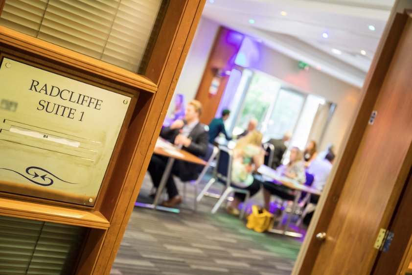 B4_Community's tweet photo. #B4Video We invited B4 members to join us for speed networking at @HIOxford watch here: https://t.co/yQ1fgyWmhL https://t.co/G0SaOno2MX
