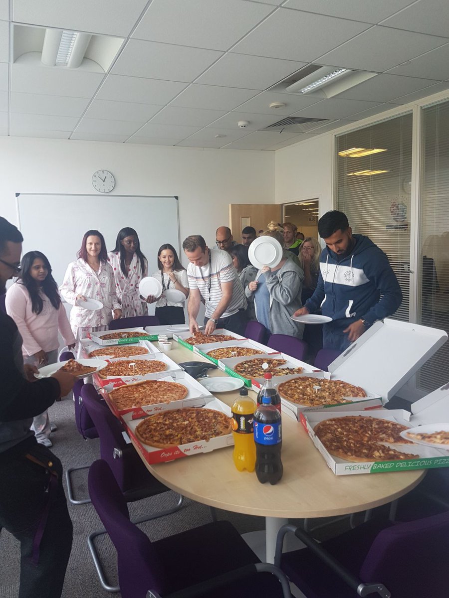 Markerstudyins's tweet photo. PJ's and Pizza....what a combo! Only on #MarkerstudyDay @supercoveruk #funininsurance https://t.co/pSwykwZJA5