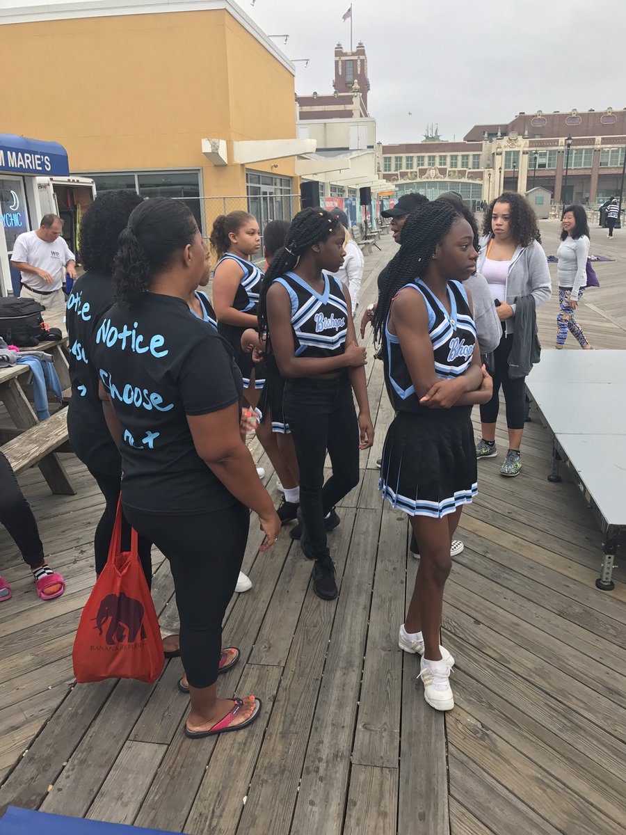 BiBi__Bennett's tweet photo. You ladies did an awesome job yday doing yoga! @sunshine1018 @SherieLove4 @APSuperREP @Itsjustneicy @AThomas127 https://t.co/OA5Q5lPBND