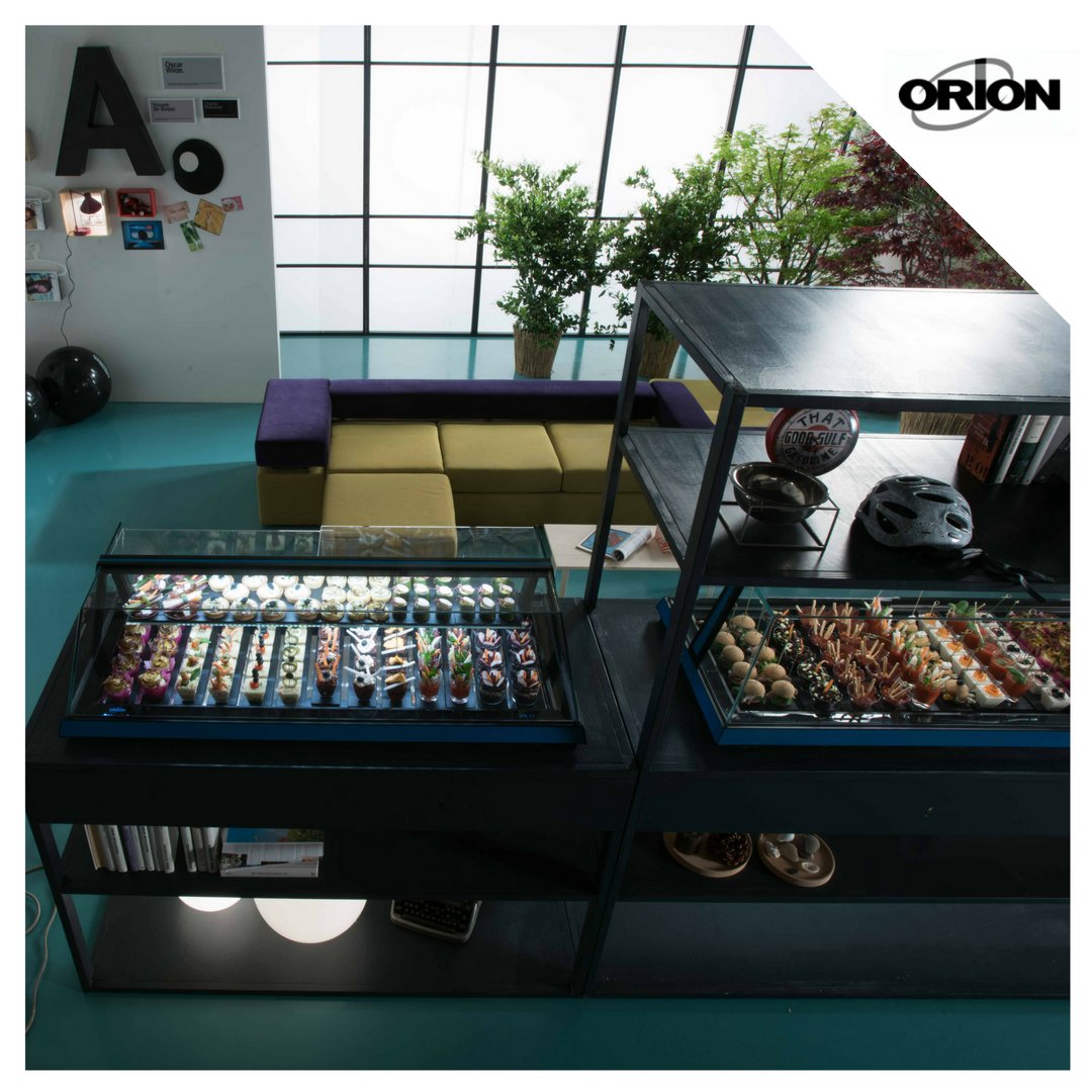 clabo_spa's tweet photo. La versione Mini della #vetrina Jobs: linee essenziali e innovativa leggerezza per esporre ogni tipo di creazione gastronomica #orionstyle https://t.co/JW2Hq1oDYH