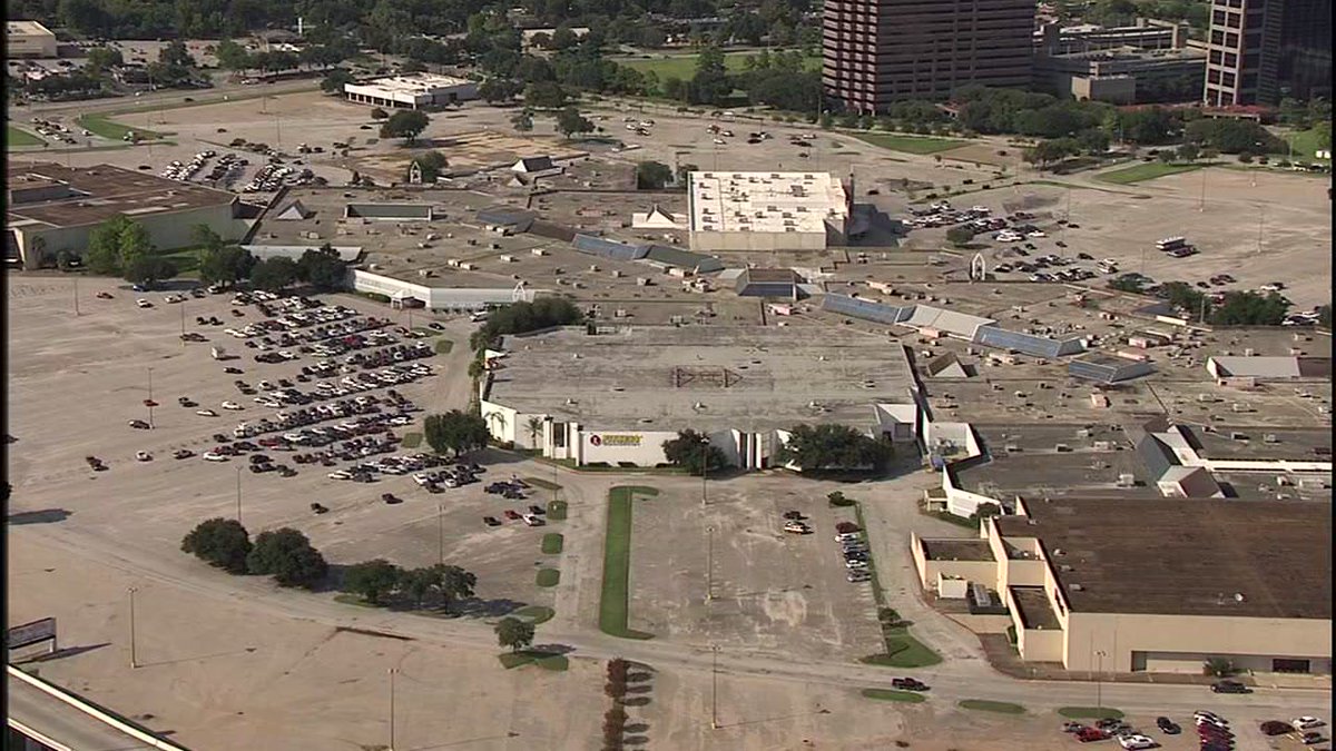 ABC13 Houston on Twitter "BREAKING 2 injured in shooting inside gym