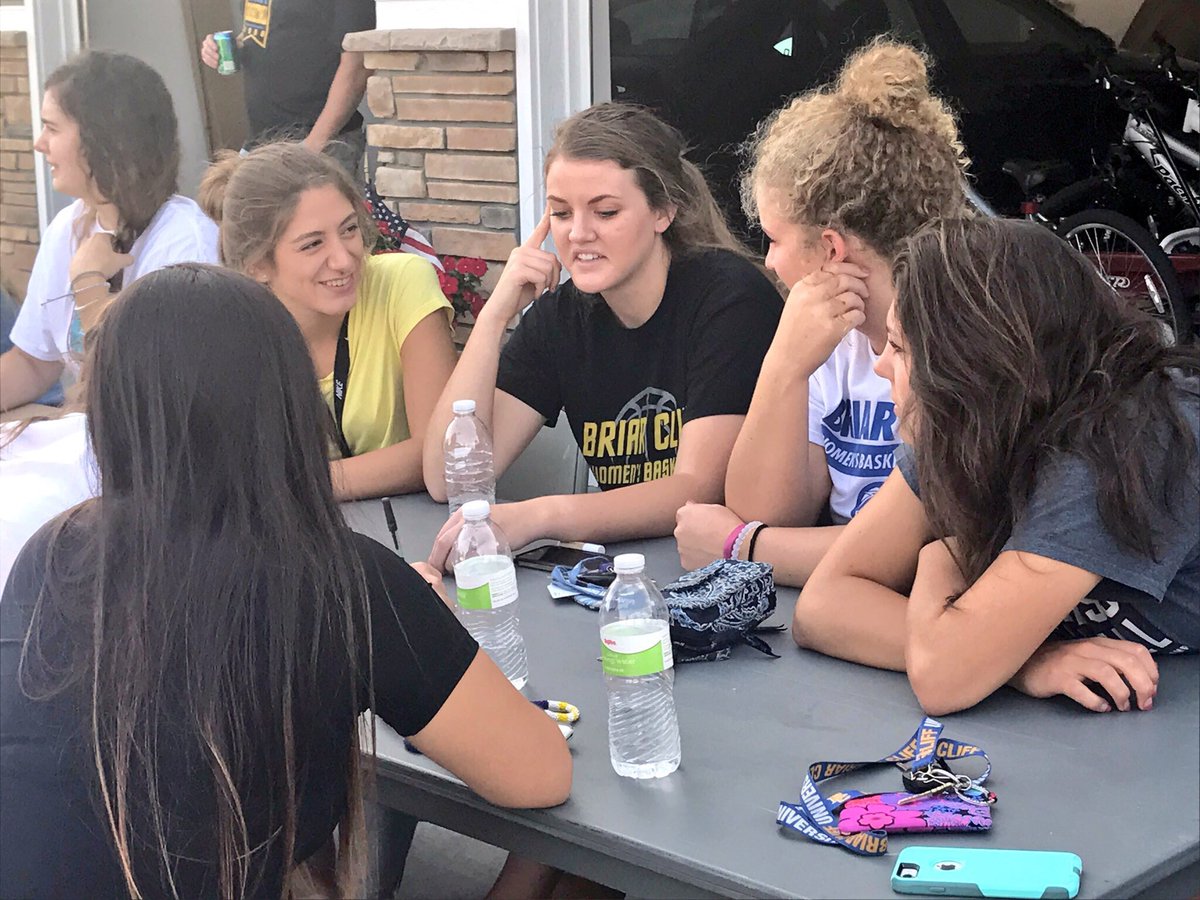 BriarCliffWBB's tweet photo. Great night for supper &amp; trivia night at Coach Power &amp; Anne's house! We may have some future Jeopardy contestants on our hands. 🤓🤓🤓 https://t.co/SUvKd8mOYL