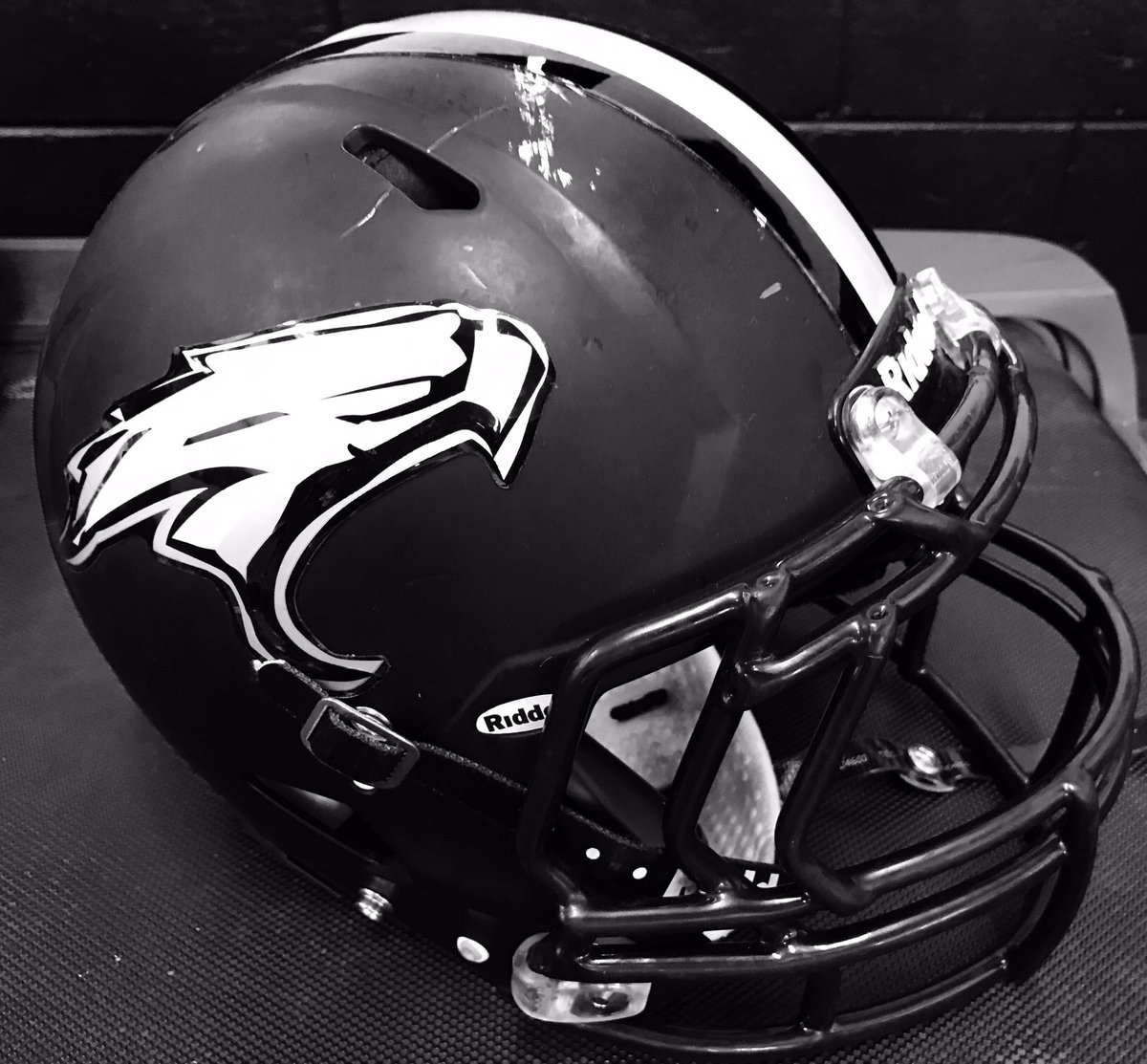 HRHSFootball's tweet photo. β«οΈπ΅βͺοΈ Back to #WORK Falcons #1 tomorrow ππ #HRHS #ChapWeek https://t.co/EOJm5hI8zv