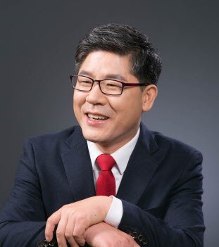 경산시, 안국중 경제연구소 개소
미래 주요 일자리를 창출하고 해외시장에서 경쟁력이 갖춘 중소기업 정책을 연구
kiinews.com/bbs/board.php?…