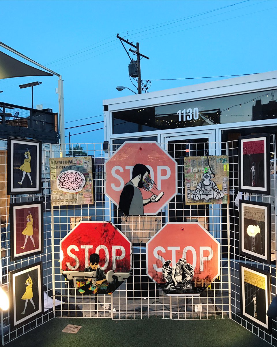 recycledprop's tweet photo. #dtlv #containerpark #secondsundaylv #isigroup #art https://t.co/a2drfi3mpB