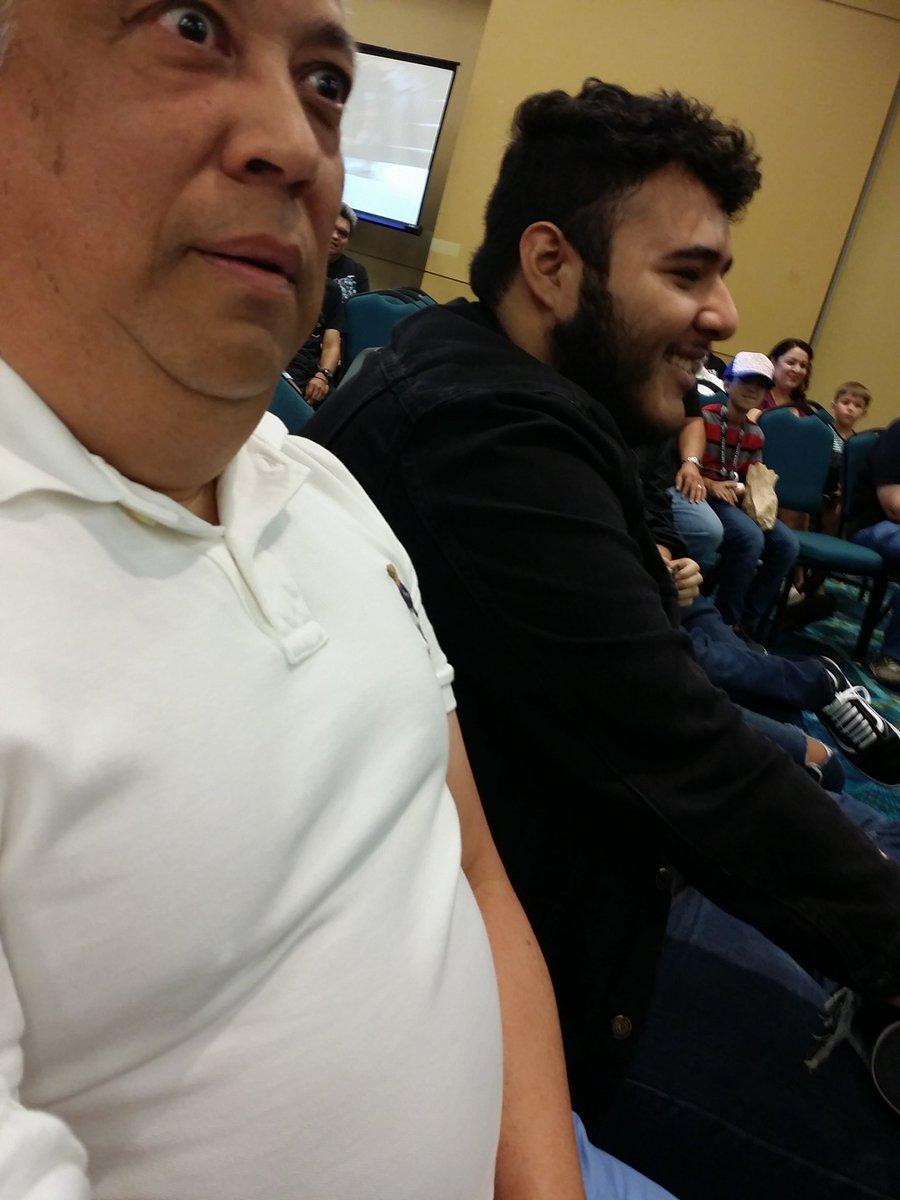 Coleshsmartinez's tweet photo. I had the pleasure of meeting Jared "The Professional" Noire at #STXComicCon! It was not good for me at all!! My face says it all!! https://t.co/LLoj2oomFW