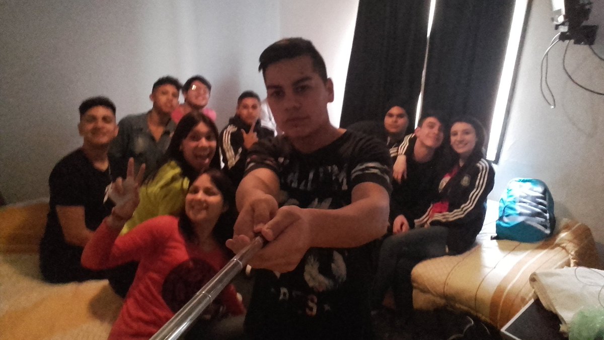 JesicaBelenRS's tweet photo. Un año 😭 #LaBandaDeTucu @StaRosaXVI https://t.co/tae4ZYb51E