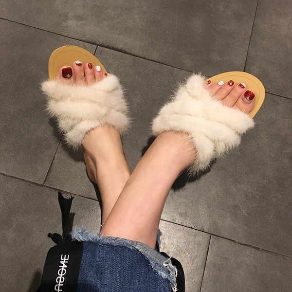 Base Cm放映中 A Twitter トレンドのファーサンダルはぺたんこだと歩きやすくて楽ちん Y S Closet T Co Mfdoktkrv8 Baseec ファー サンダル