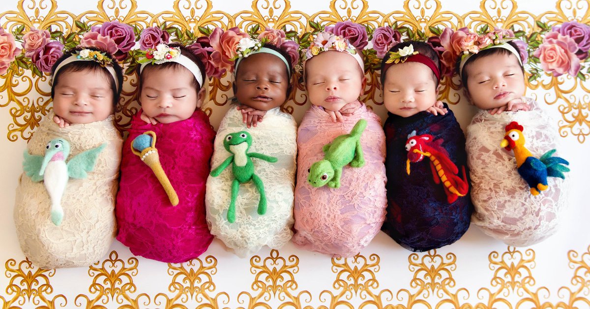 HuffPostFamily's tweet image. Photographer takes more adorable pics of teeny-tiny Disney princesses huffp.st/q2TtJRT