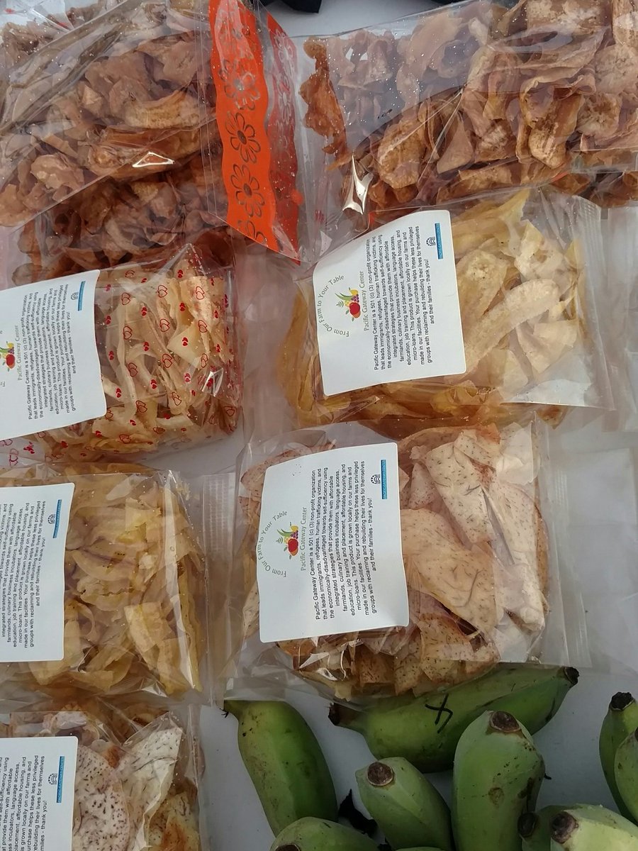 NKM_Center's tweet photo. Almost #dinner time!  Stop by our #FarmersMarket and let us cook for you!  You also support #local farmers! https://t.co/nWGmc5nL9Z