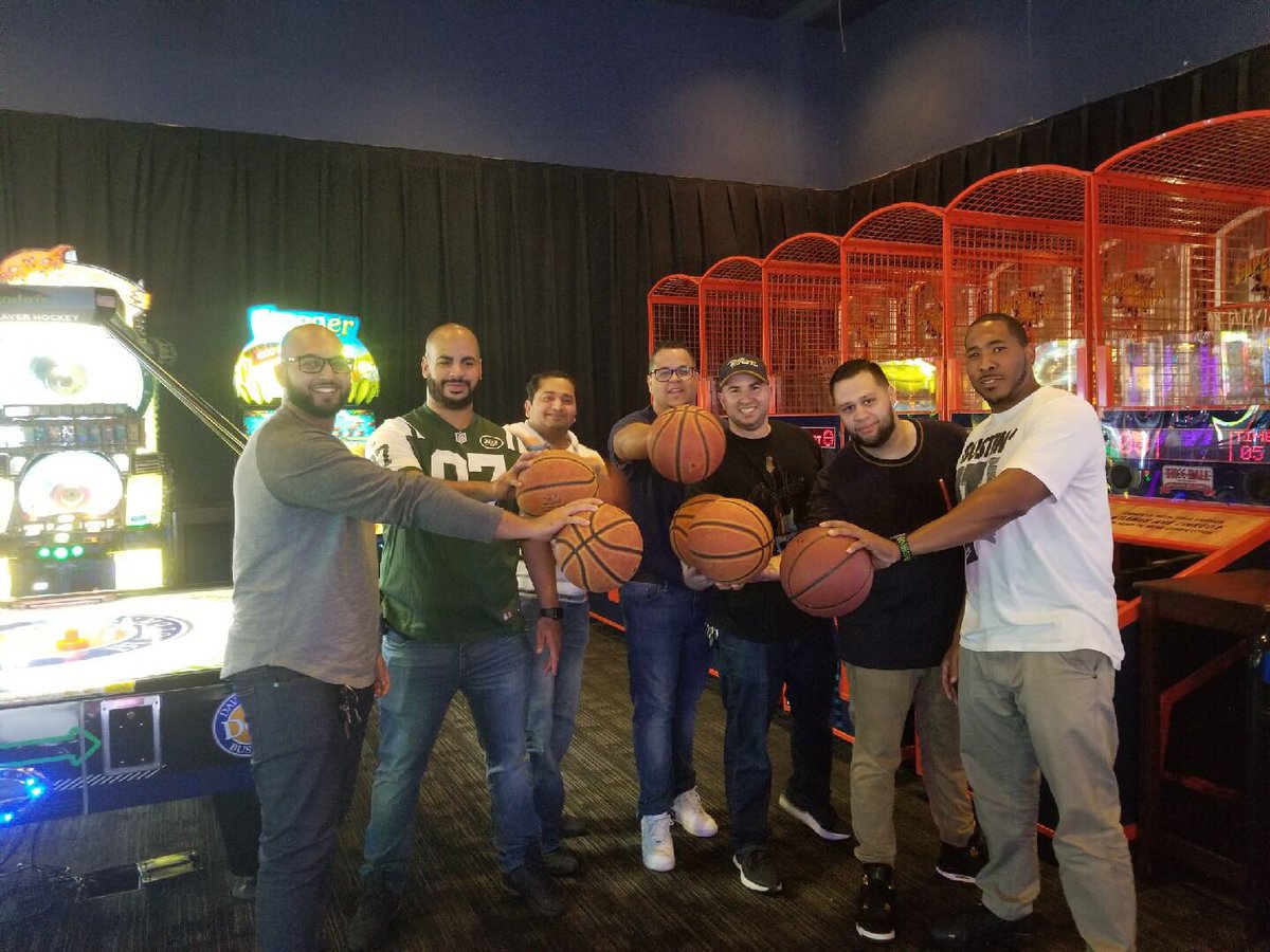 The 🏀squad from #Suffolk #StrongIsland #EmployeeAppreciation #OneNYNJ <a href="/KirkBailey17/">Kirk Bailey</a> <a href="/gonty_13/">Bryan Gonterman</a> <a href="/Mritsallgood/">ItsAllgood</a>