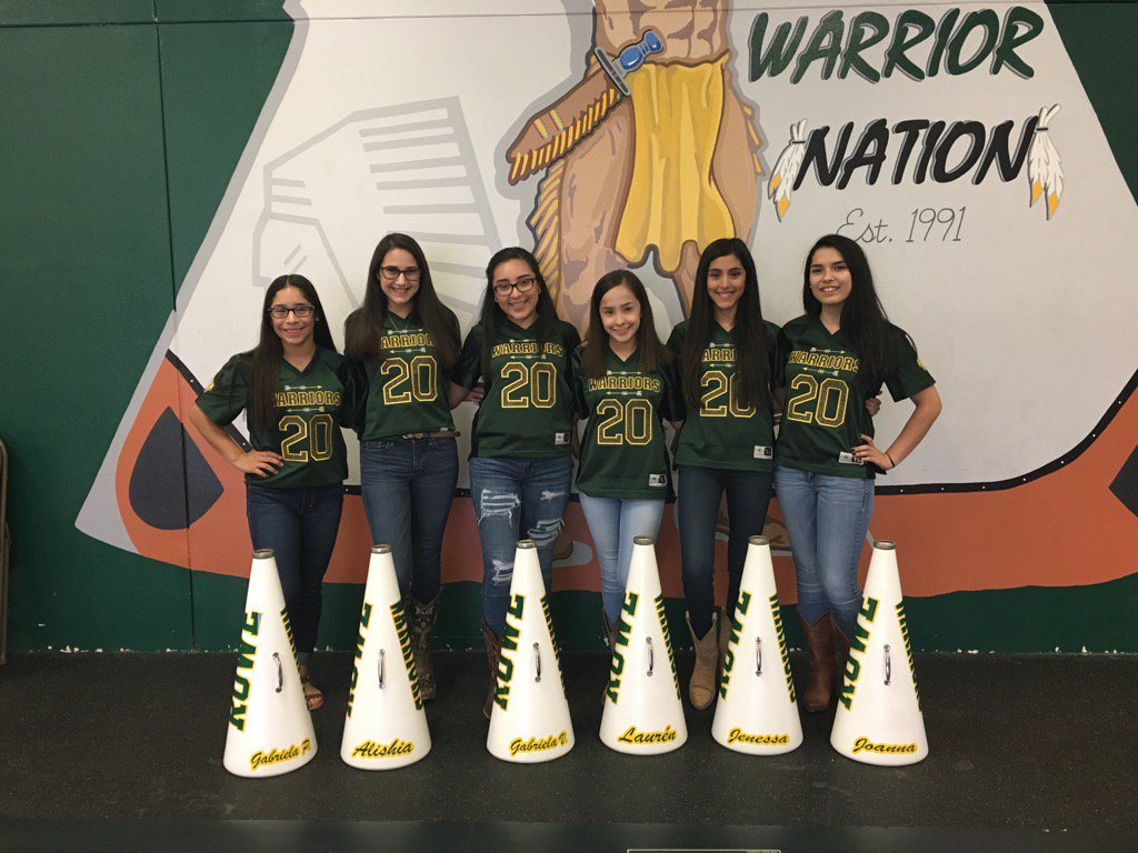 gabrielav8241's tweet photo. Class of 2020 💚💛 https://t.co/DVdQf8lv6N