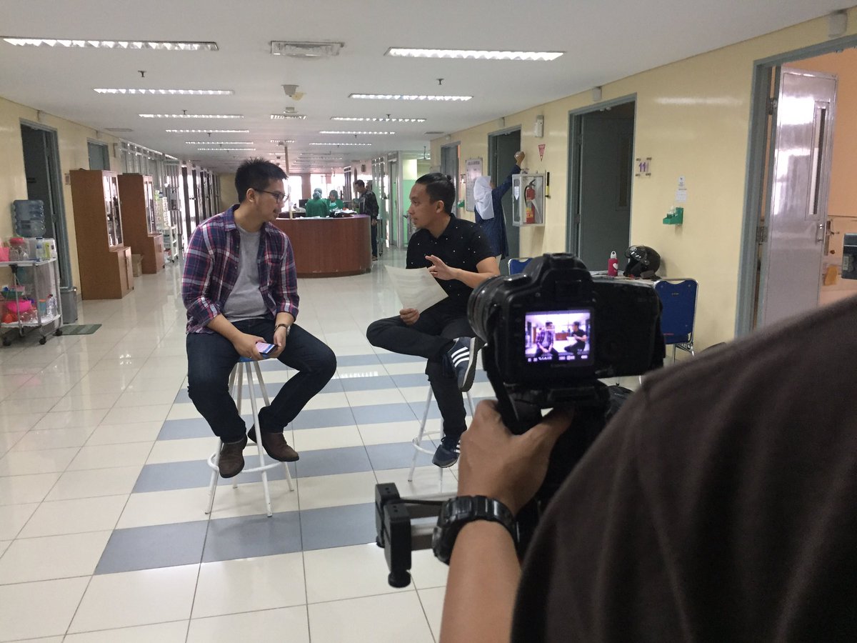 Ini syuting bikin video kedua. Narsum dokter Lilik bahas vasektomi dan tubektomi.