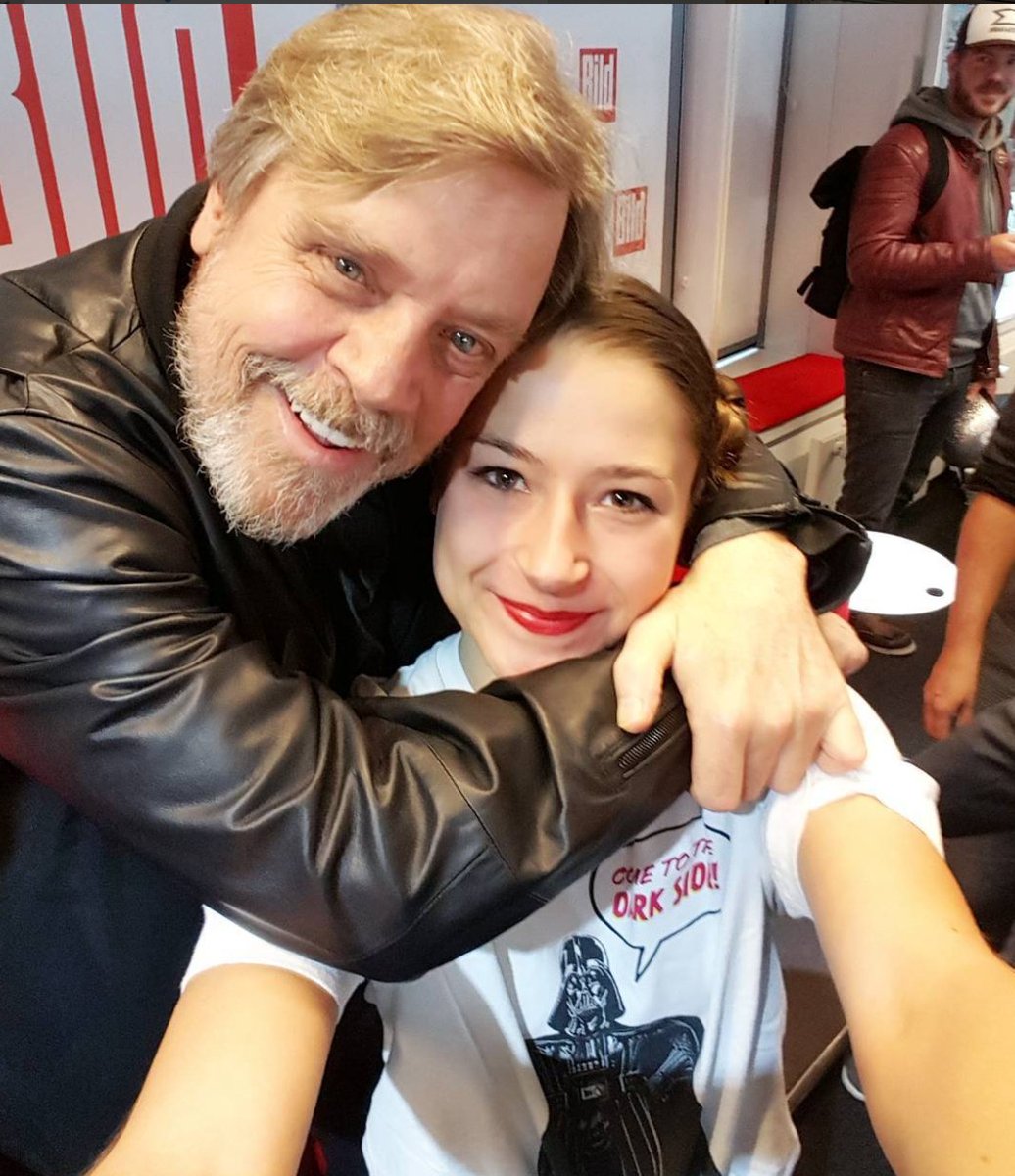 Ham1llHerself's tweet photo. Great to see @HamillHimself  with fans at @BILD  newsroom making them super happy!! thanks for making their year 💕Love you mark ♥️ https://t.co/AqKnFE7LAd