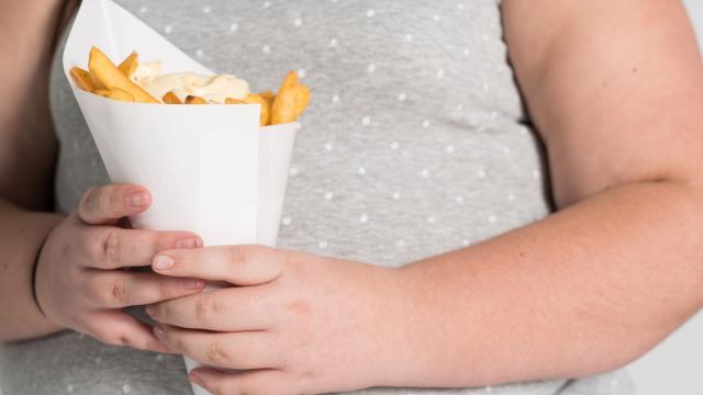 'Meer kans op gewichtstoename bij kinderen die vlakbij snackbar wonen'. zorgaanbieders.nl/?nieuwsbericht…