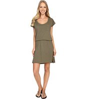 sinakonr's tweet photo. Inexpensive Carve Designs  Bennett T-Shirt Dress Order Now #BestBuy at https://t.co/DQRmkJdHNu https://t.co/RmGVKgvLg8