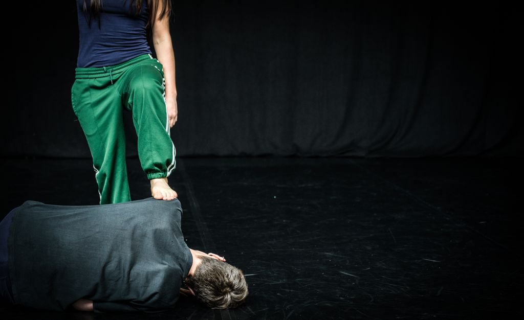 5 OTT h 22.30 CARROZZERIE N.O.T | TIDA THEATRE DANSE/MARCO CHENEVIER
QUESTO LAVORO SULL'ARANCIA >> buff.ly/2je6vSK <<