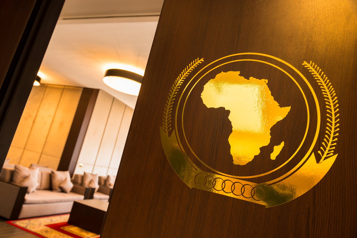 RadissonBlu_NDJ's tweet photo. Welcome at Radisson Blu Hotel, N'Djamena ! Welcome to Chad, the heart of Africa #Chad #NDjamena #hotel #Rooms #Conferences #meetings https://t.co/QiL7sasgB1