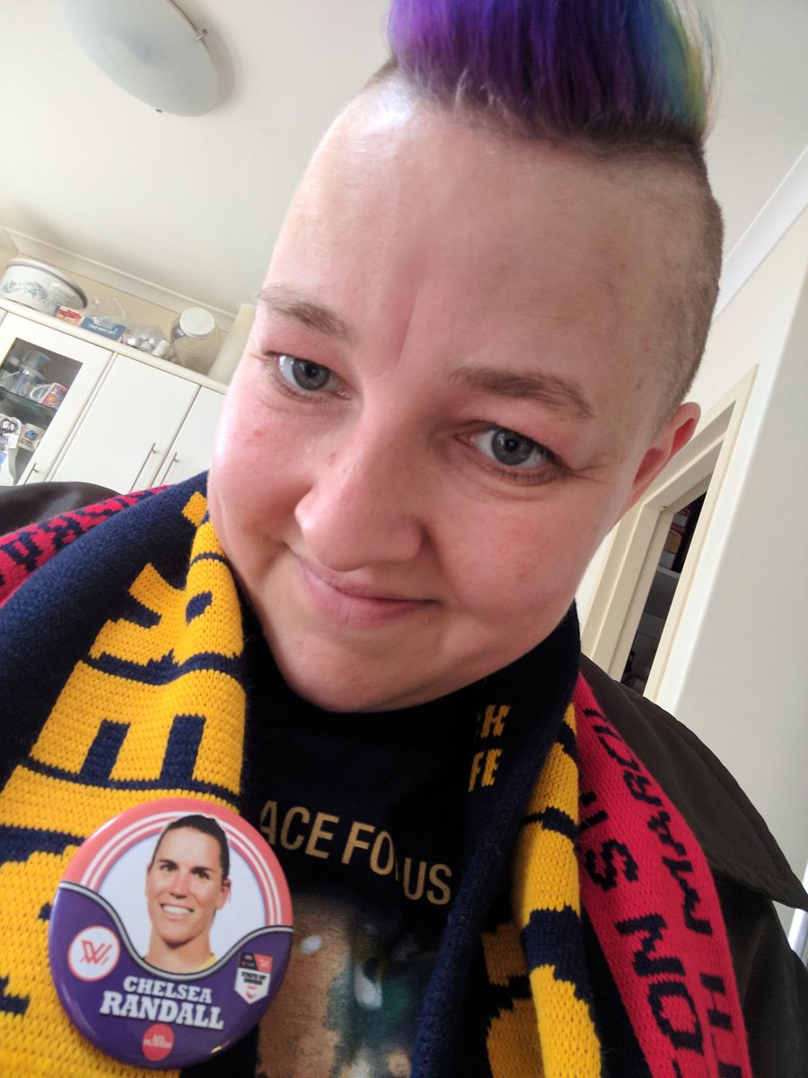NonsenseMJ's tweet photo. Who's the best? @lucrious for hooking me up with this sweet @randall_chelsea merch from #AFLWOrigin to go with my AFLW Premiership scarf ๐ https://t.co/Cftk5umXcD