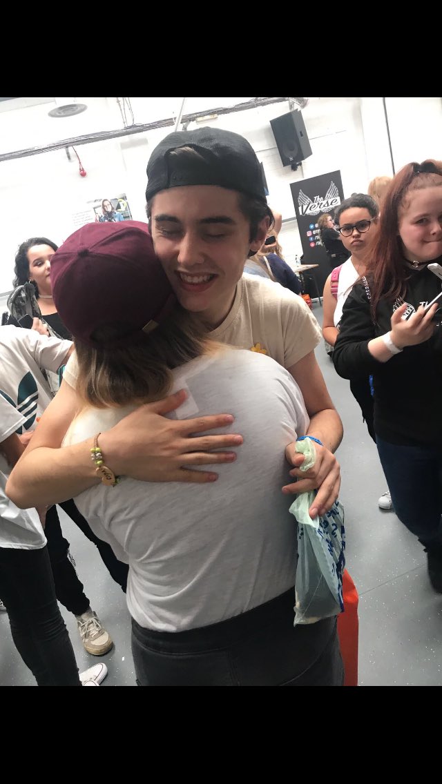 amyfletch71's tweet photo. @ItsJackSims I miss u love seeing u I think u amazing 😆💙❤️ https://t.co/9vHUW1xfdn