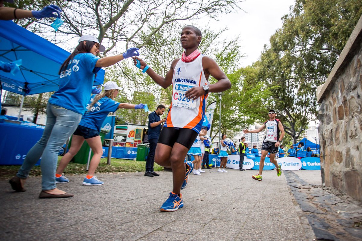 ASICS_ZA's tweet photo. The week is finally here! How are your nerves ahead of @CTMarathon? 🏃🏾🏃🏽‍♀️🏃🏼🏃🏽‍♀️🏃🏾‍♀️ https://t.co/9AiBjcx83C