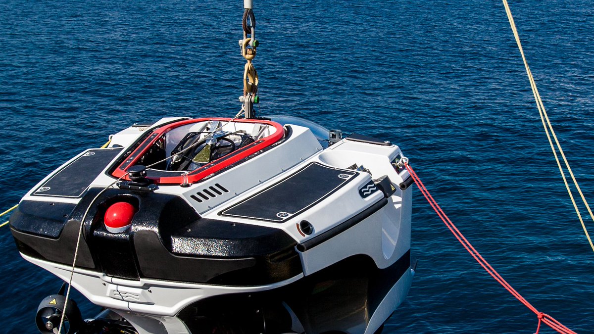 U Boat Worx B V Launching The Super Yacht Sub 3 For Another Day Of Exploration