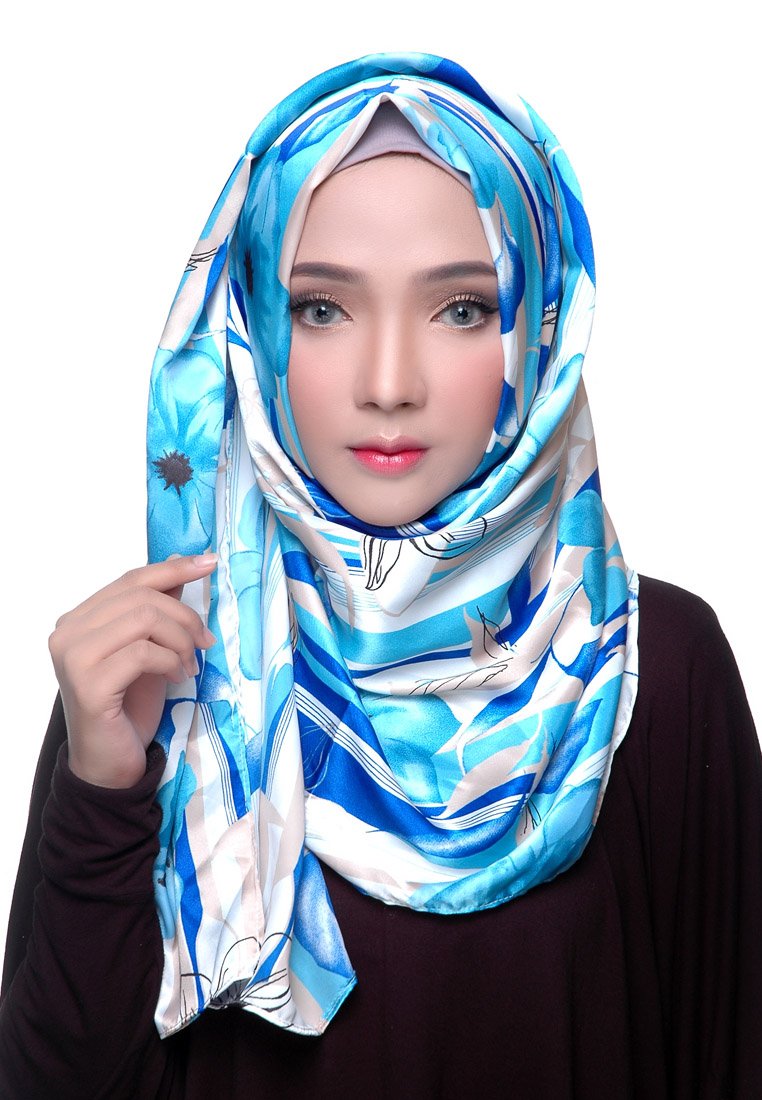 Diindri Hijab mempersembahan (Summer Blue) Pashmina. Pashmina ini dapat dipakai untuk Hijab Style maupun Syar’i. 

WA 0812917371417