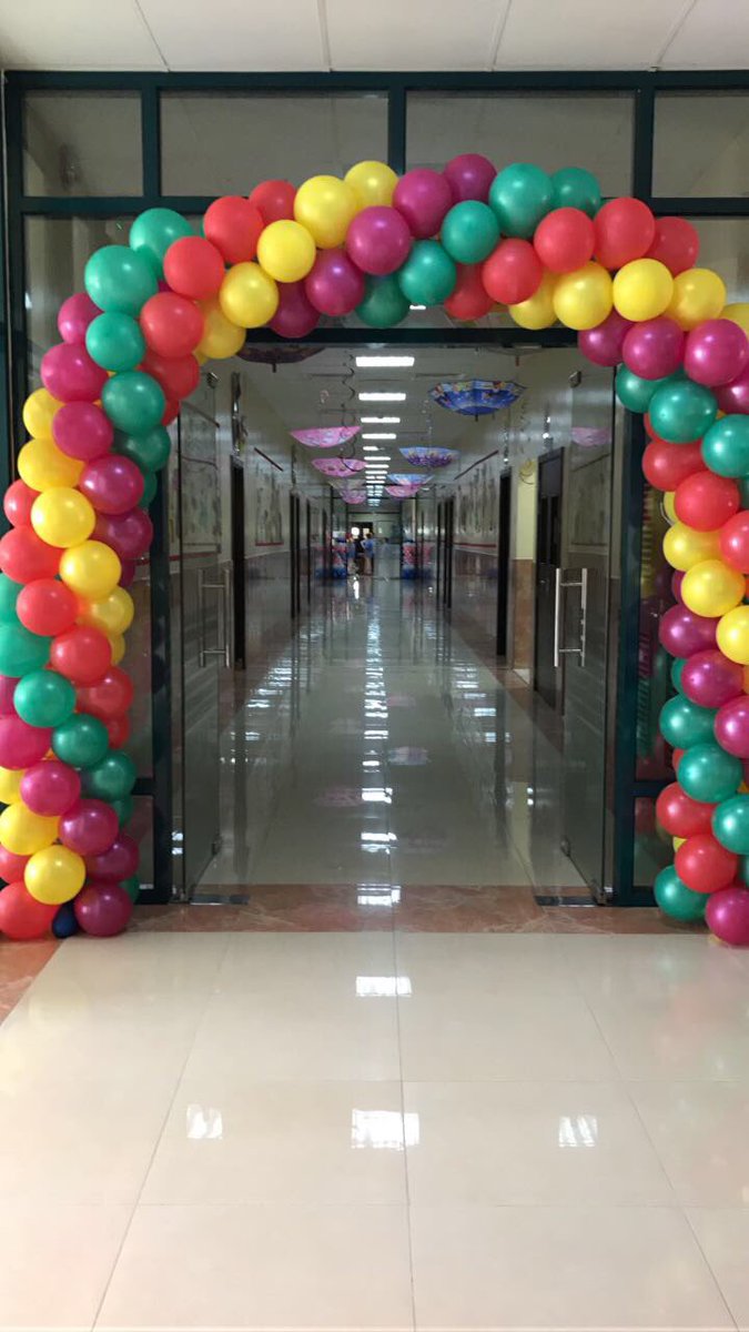 Providencesch's tweet photo. Welcome back our future leaders. We wish you the best in your academic year #backtoschooluae #عام_دراسي_جديد https://t.co/LTCDikdXPH