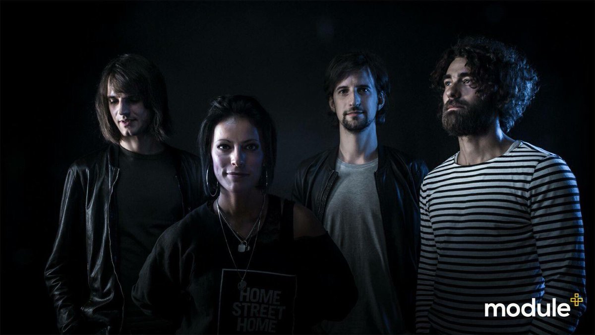 Support_SIMO's tweet image. Danke an @SILBERMOND und Team für eine tolle Zeit. Viele Reisen, eine Privat-Session und zwei tollen Interviews... alles mit #LeichtemGepäck