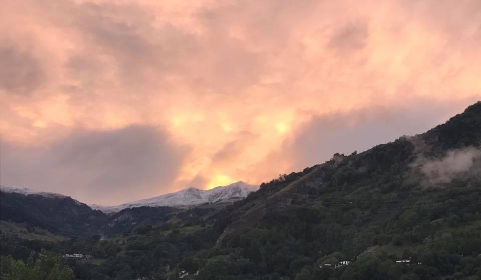Ski Republic tweet media