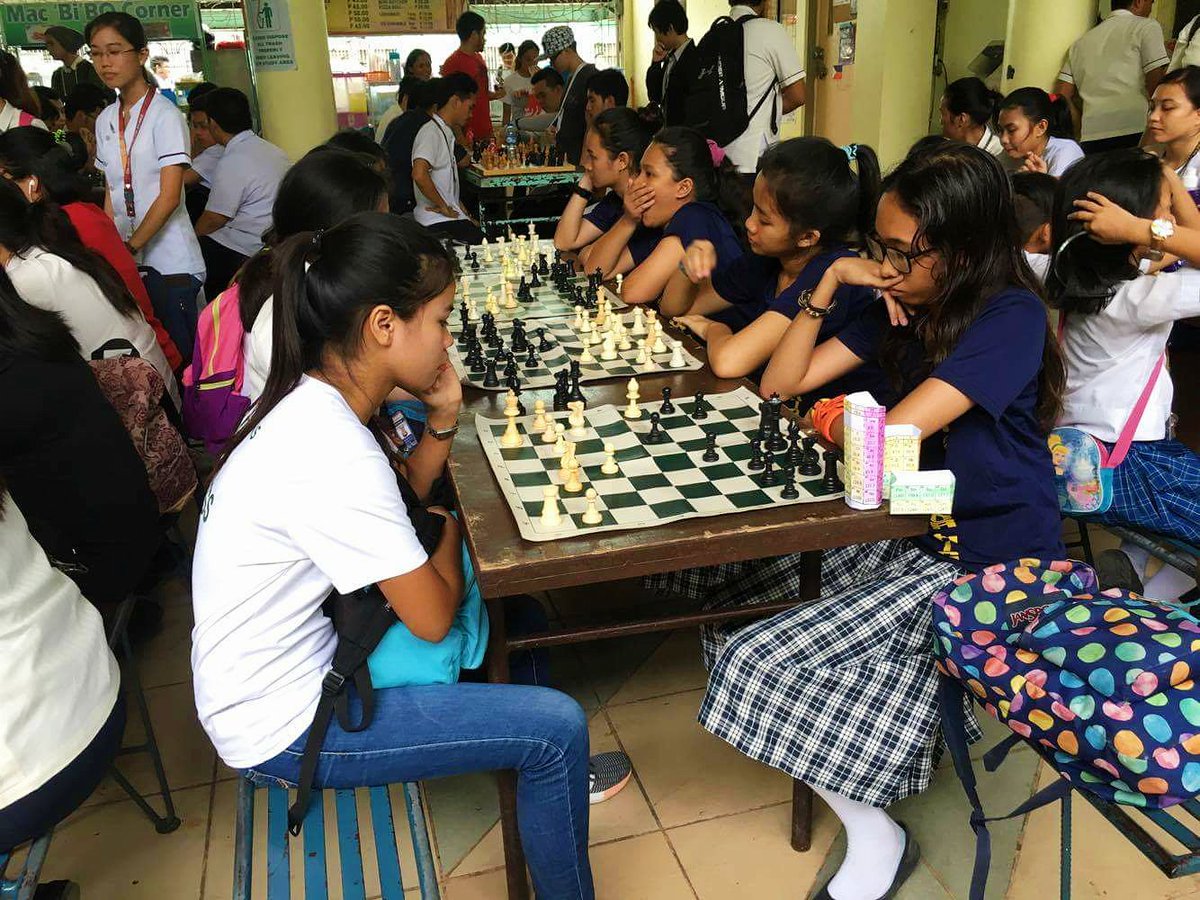 cpu_esc's tweet photo. Happening now: CHESS ROUND TWO
COE vs CCS (men)
COE vs JHS (women)
Please support our Titans! 😊
#TitansAllOut
#EngineeringTitans
#COEWIN https://t.co/shIvd2pBVJ