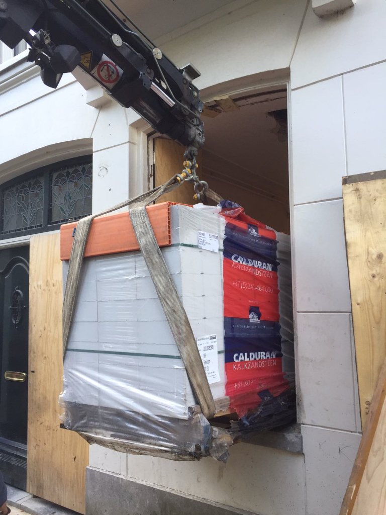 Weer een mooi project van #bouwbewust #logistiek 👍 in Amsterdam. #vanschaijk #breukelen @BMN_Nederland #purmerend