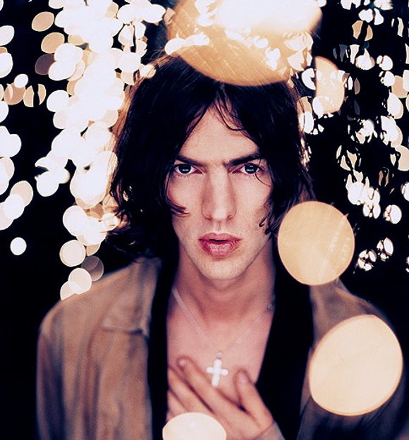 Happy birthday to Richard Ashcroft of The Verve who turns 46 today! 