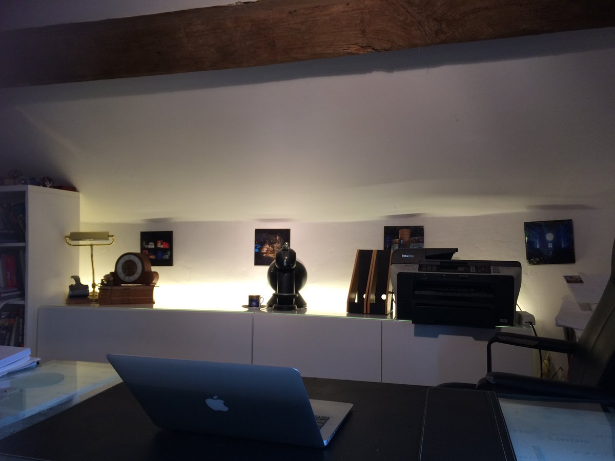 lightinginabox's tweet photo. #MondayMotivation - brighten the #office up with #LED's behind cabinets https://t.co/0SZRY3Aj23