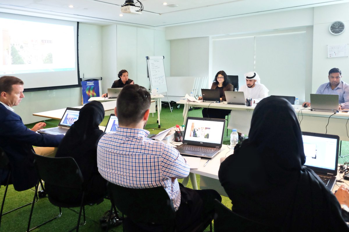 AbuDhabiDMT's tweet photo. #ADUPC organised an InDesign Training session for its employees. https://t.co/pmJfqfFOmm
