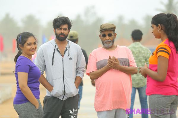 ActorVijayFC_'s tweet photo. @SunnyWayn #PokkiriSimon ️ https://t.co/NST33Er4YX