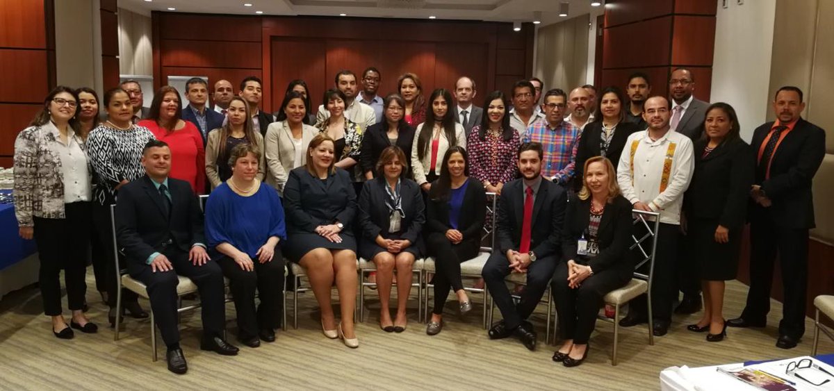 CLAD_Org's tweet photo. #11Sep2017 En desarrollo #Curso Introducción a la Evaluación de Impacto en Panamá #EIAPP #MEF #CAF #CLEAR #Evaluación2017 https://t.co/DJYqhqn1yO